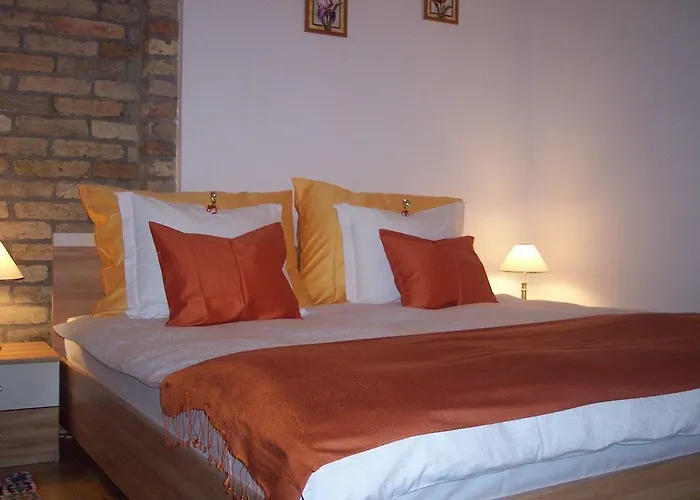 La Tulipe Noire Ceglédbercel